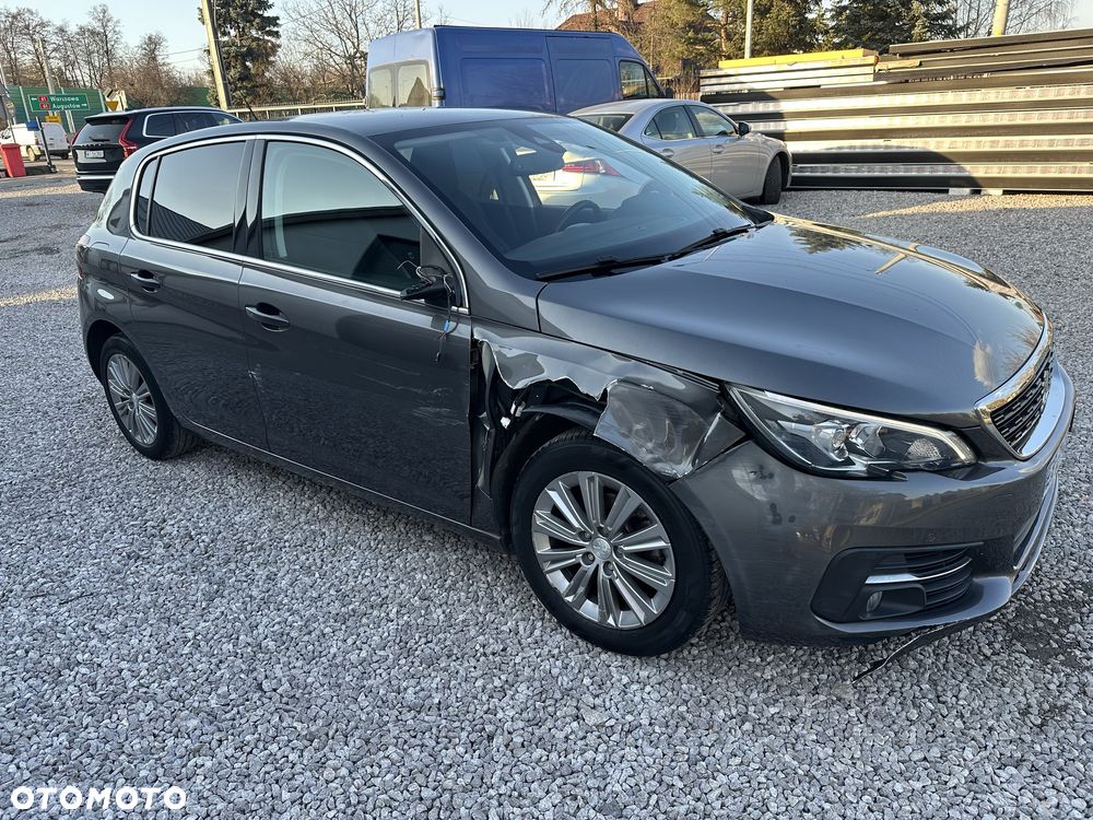 Peugeot 308 - 4