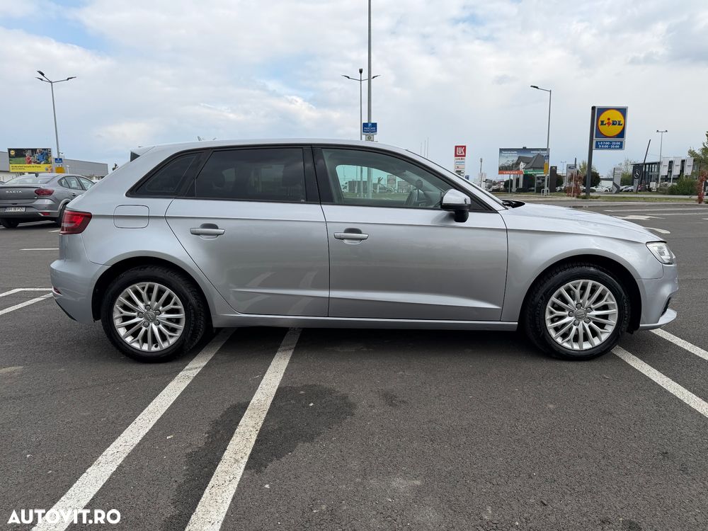 Audi A3 1.6 TDI ack S tronic - 7