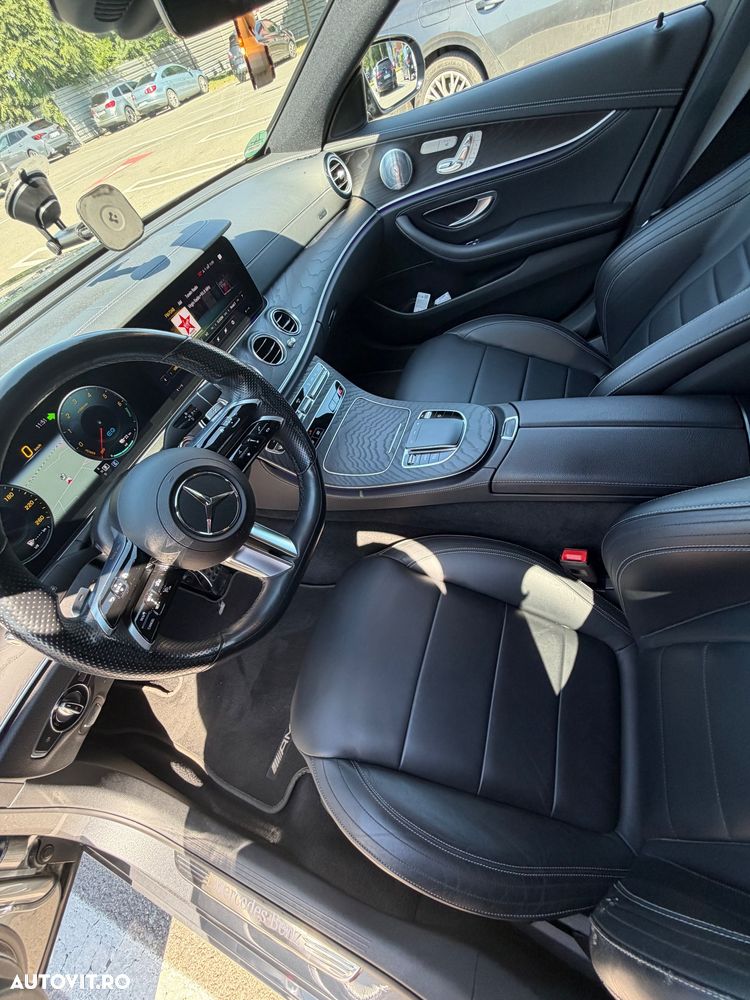 Mercedes-Benz E 300 de 4Matic 9G-TRONIC AMG Line - 18