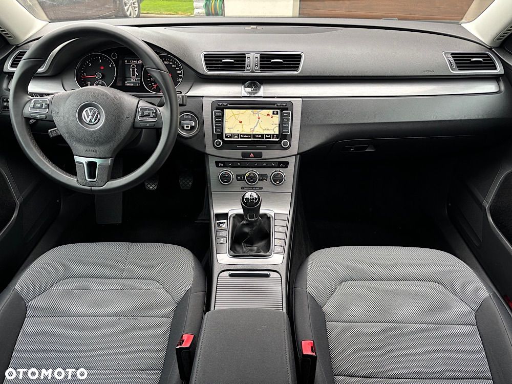Volkswagen Passat 1.6 TDI Trendline - 29