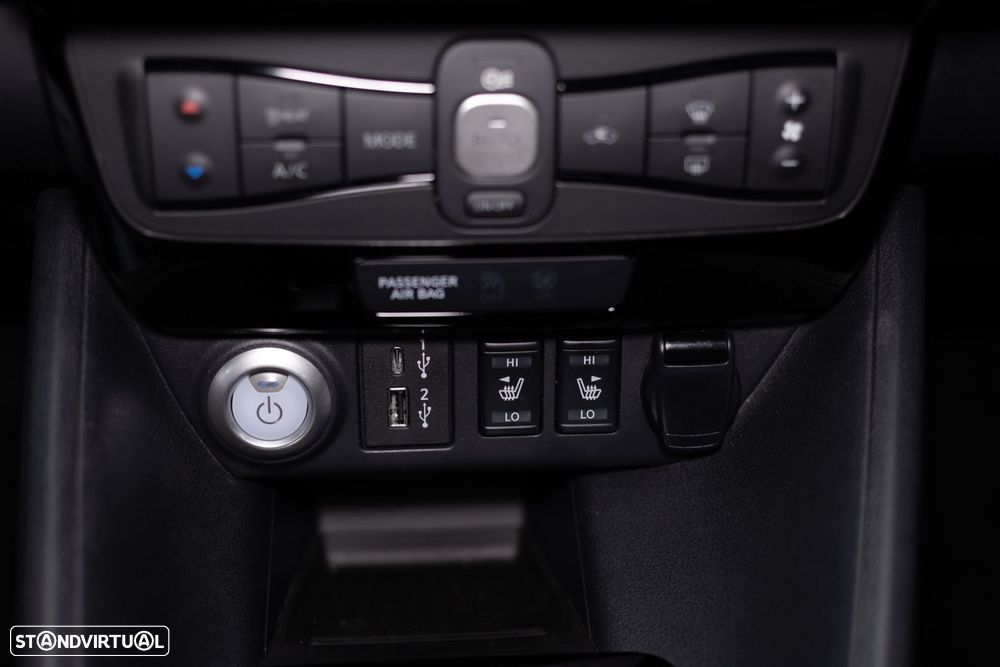 Nissan Leaf N-Connecta Full Led - 41