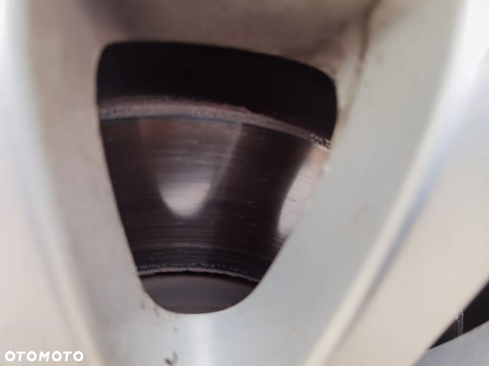 Volkswagen Passat 2.0 TDI DPF Highline - 7