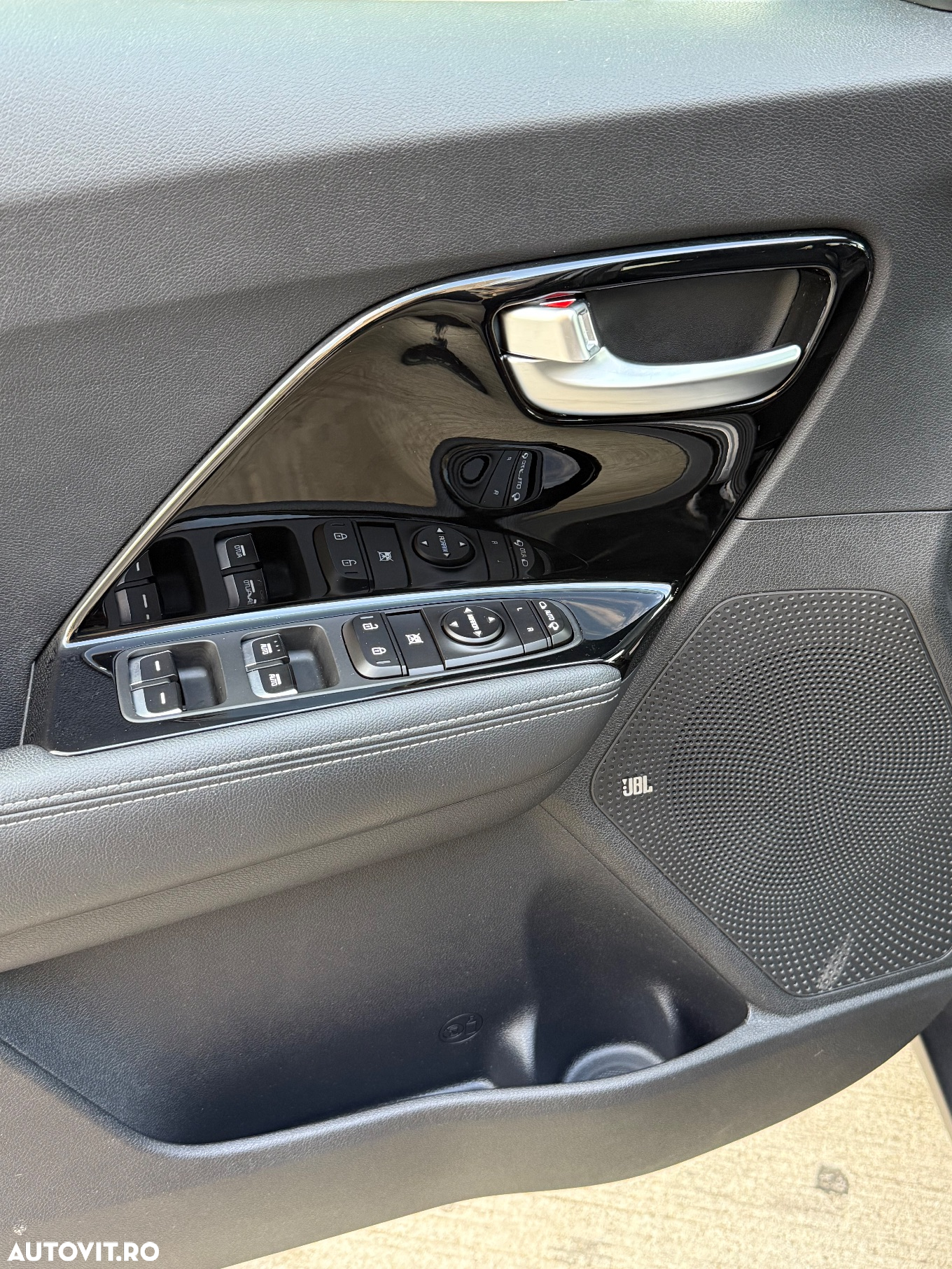 Kia Niro 1.6 GDI 2WD Aut. Spirit - 10