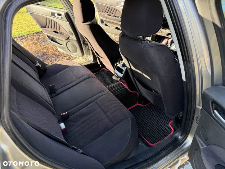 Alfa Romeo 159 1.9JTDM Distinctive - 10