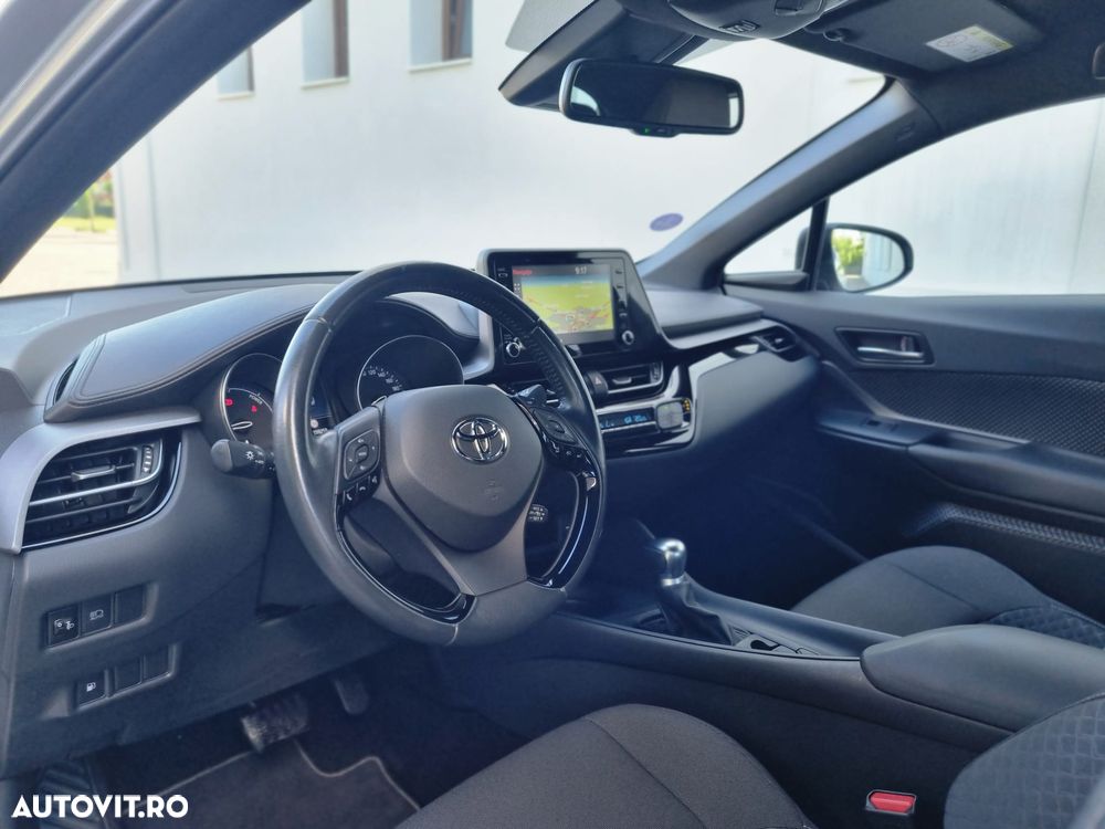 Toyota C-HR 2.0 HSD 184 CP 4x2 CVT Style - 15