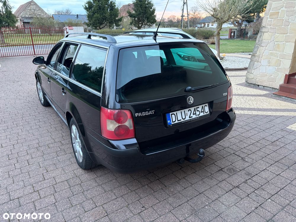 Volkswagen Passat 1.9 TDI Comfortline - 4
