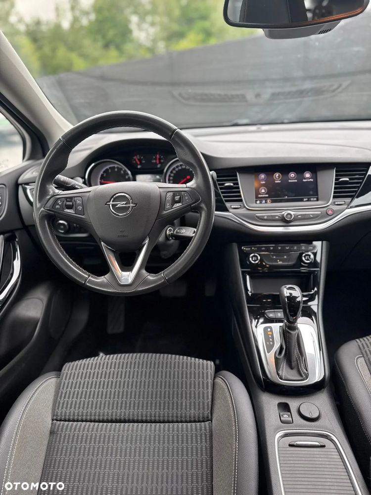 Opel Astra 1.4 T Elegance S&S - 13