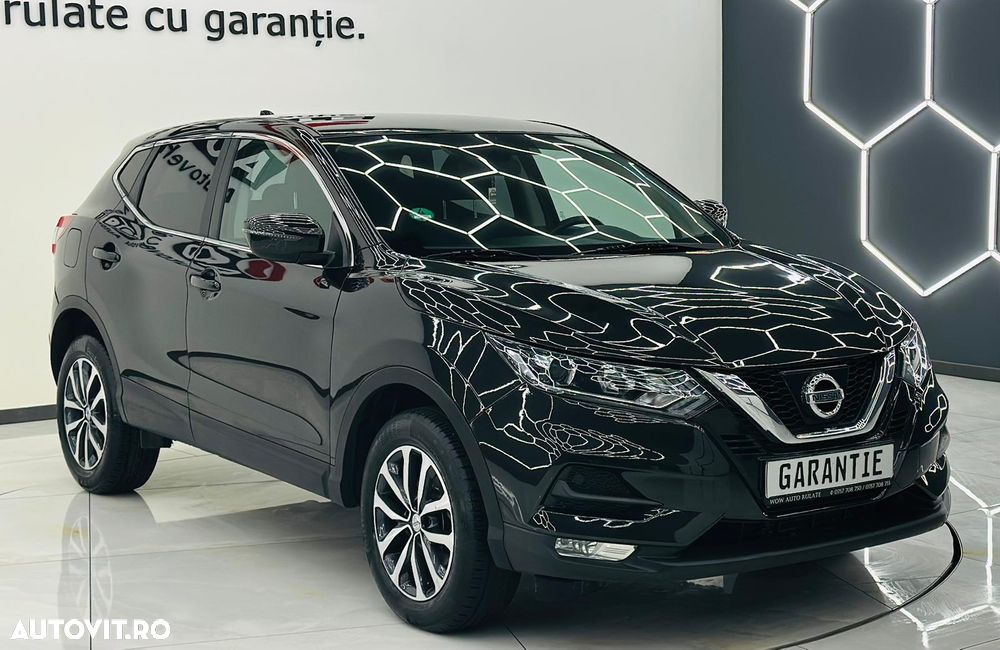 Nissan Qashqai 1.6 DCI Xtronic N-Connecta - 2
