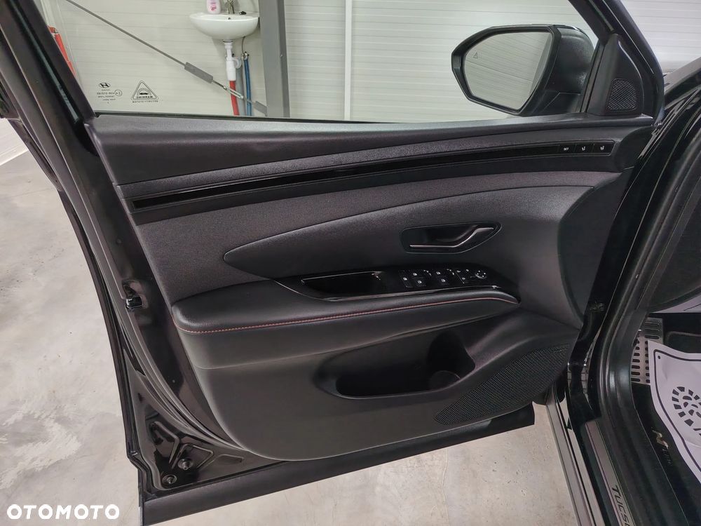 Hyundai Tucson 1.6 T-GDi HEV 2WD N Line - 19