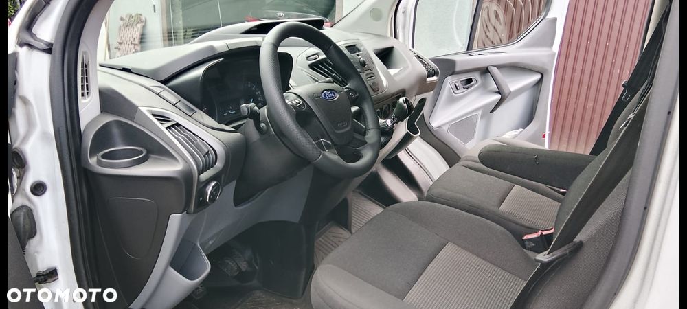 Ford Transit Custom - 10