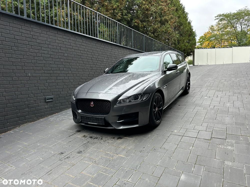 Jaguar XF 2.0 i4D R-Sport - 3
