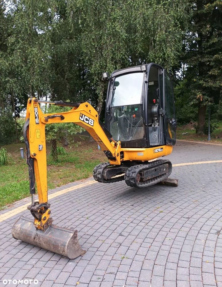 JCB 8016 - 6