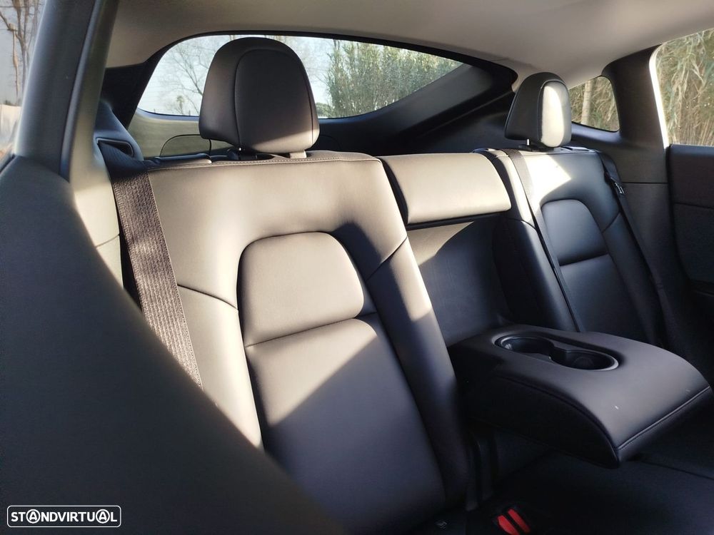 Tesla Model Y RWD - 37