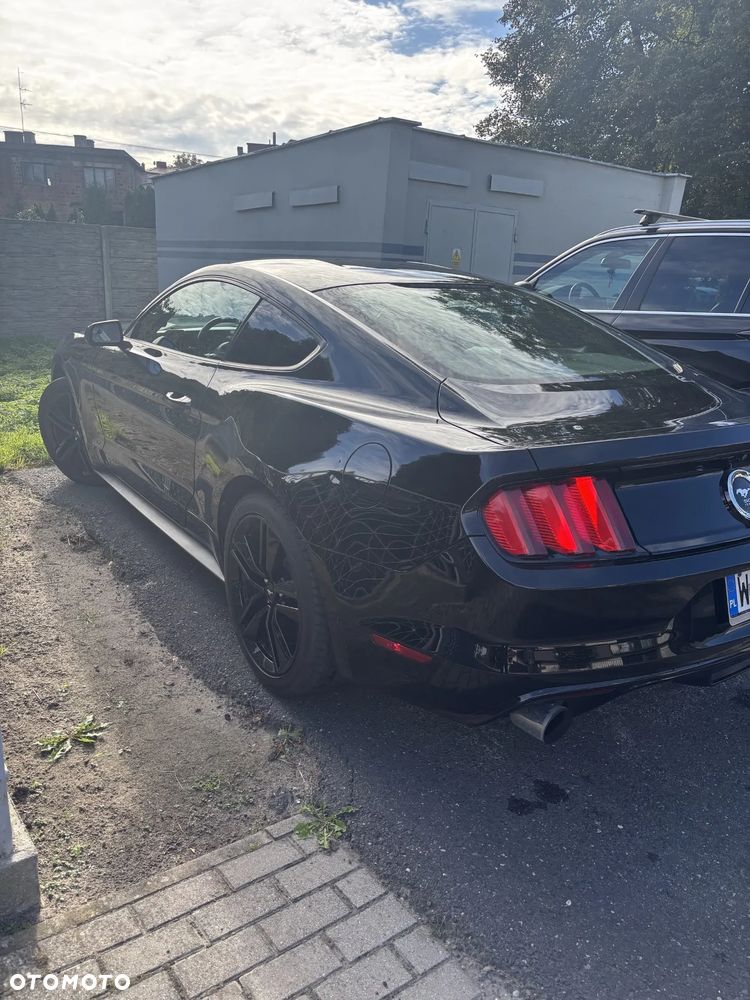 Ford Mustang 2.3 Eco Boost - 4