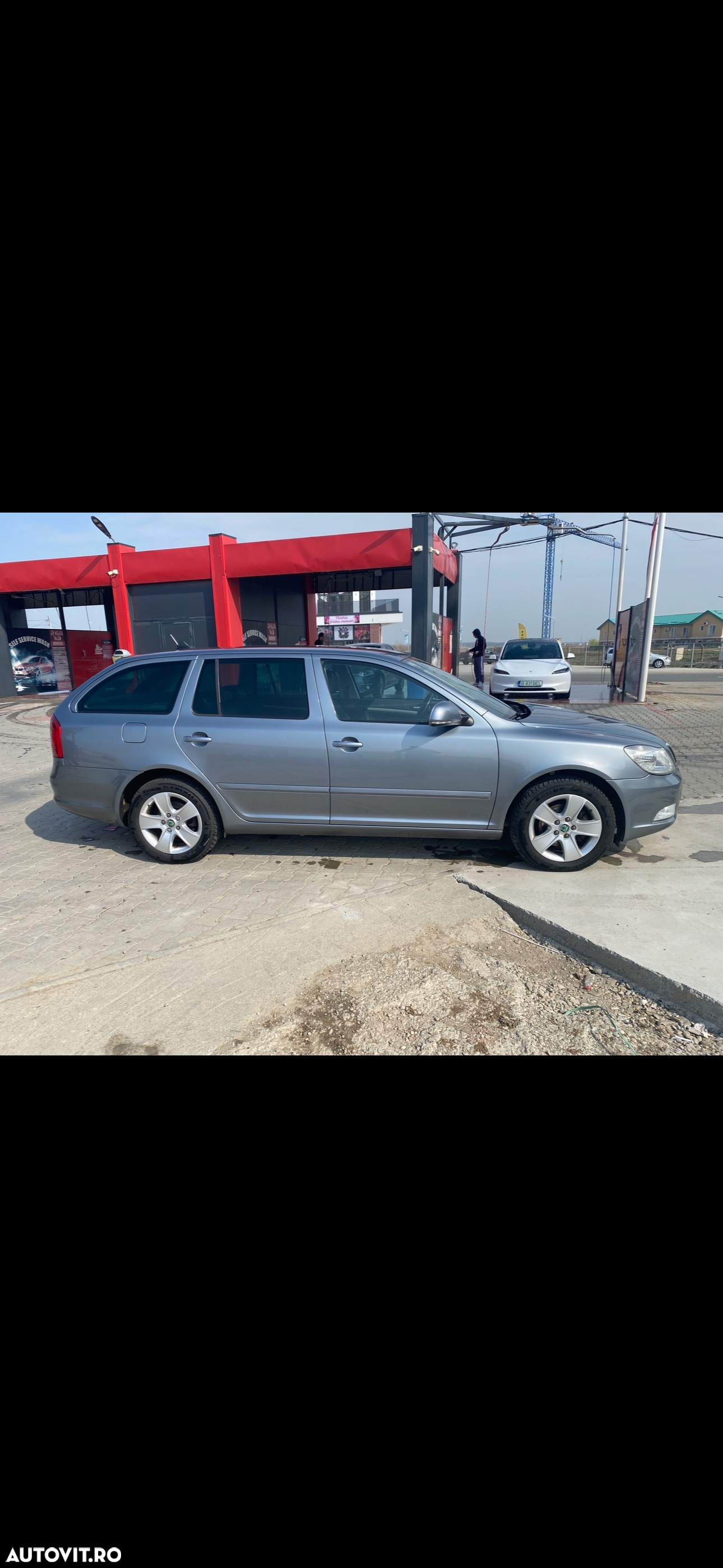 Skoda Octavia 2.0 TDI Elegance DSG - 3