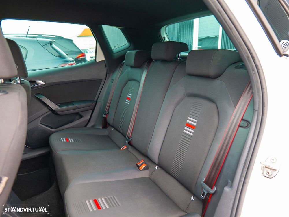 SEAT Arona 1.0 TSI FR - 27