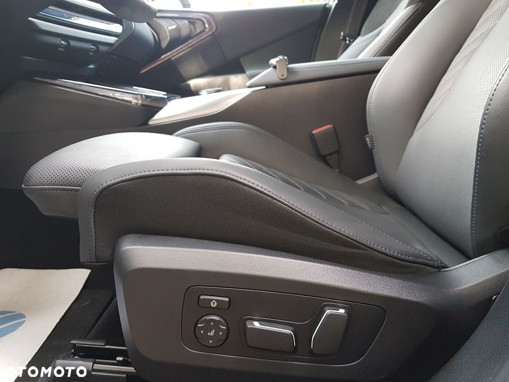 BMW X3 xDrive20d mHEV - 32