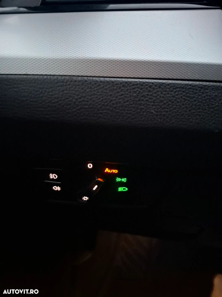 Volkswagen Passat 2.0 TDI DSG Comfortline - 16