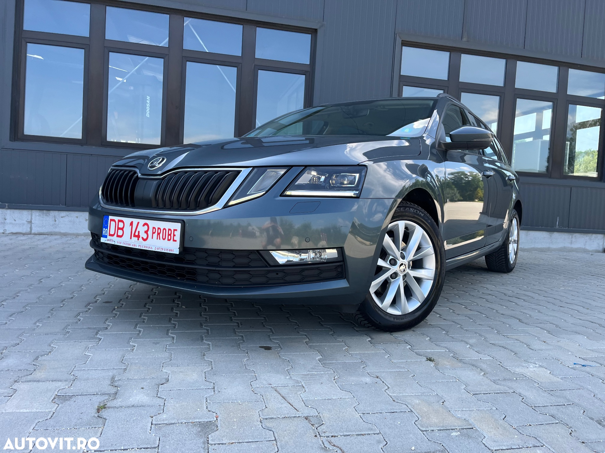 Skoda Octavia Combi 1.6 TDI DSG Clever - 34