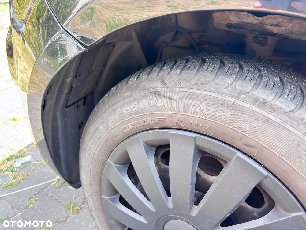 Ford KA 1.2 Titanium (air2) - 14