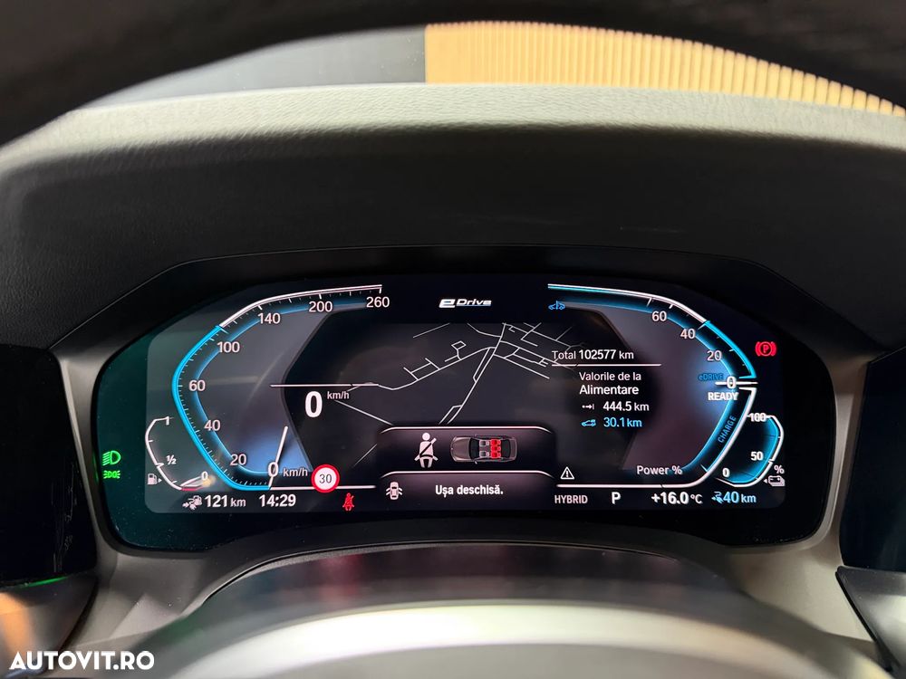 BMW Seria 3 330e Aut. M Sport - 8