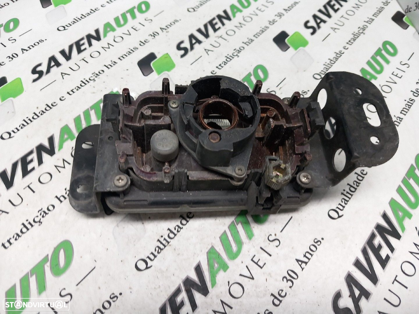 Farol Nevoeiro Toyota Corolla (_E12_) - 5