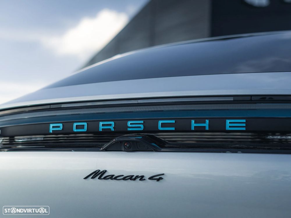 Porsche Macan Electric 4 - 42