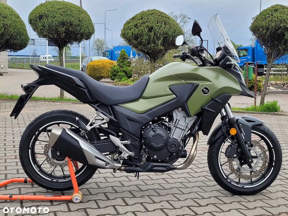 Honda CB - 11