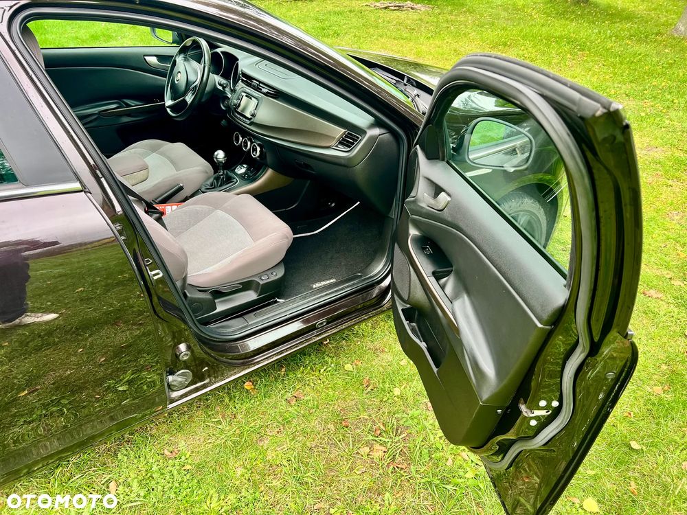 Alfa Romeo Giulietta 2.0 JTDM Distinctive - 18