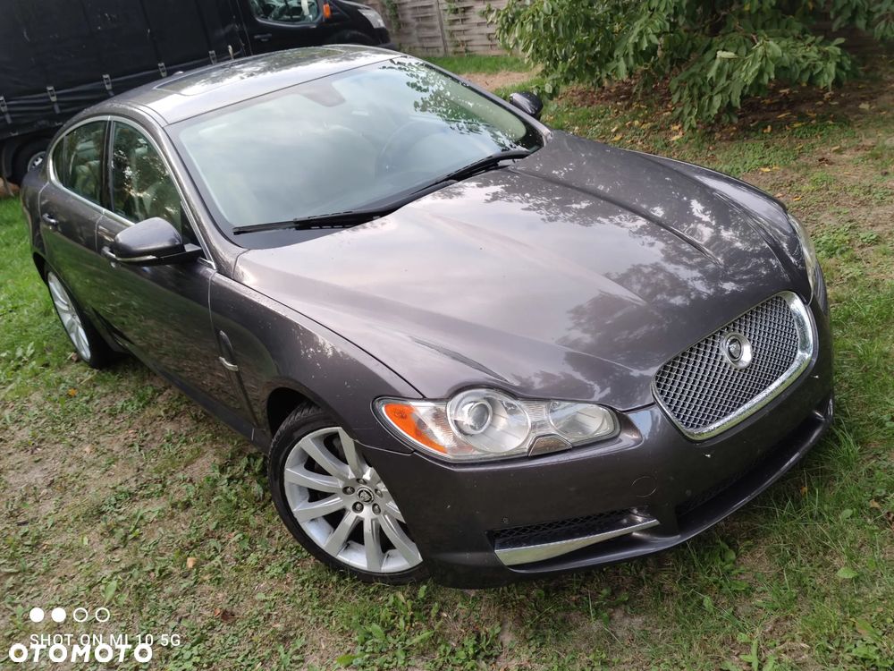 Jaguar XF 3.0 V6 D Luxury - 6