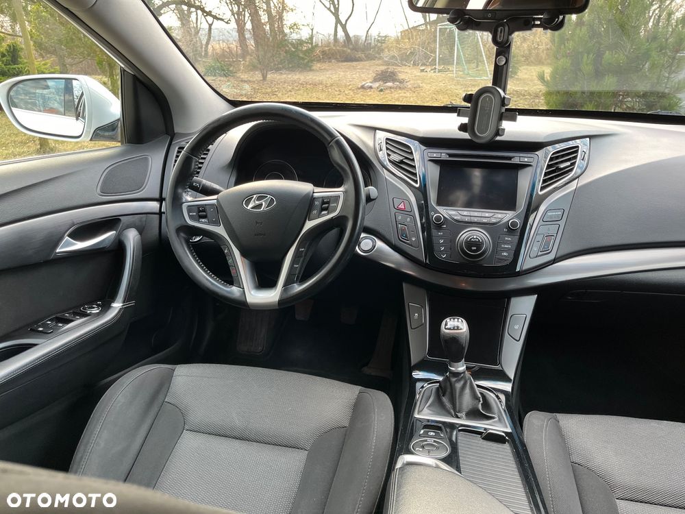 Hyundai i40 - 15