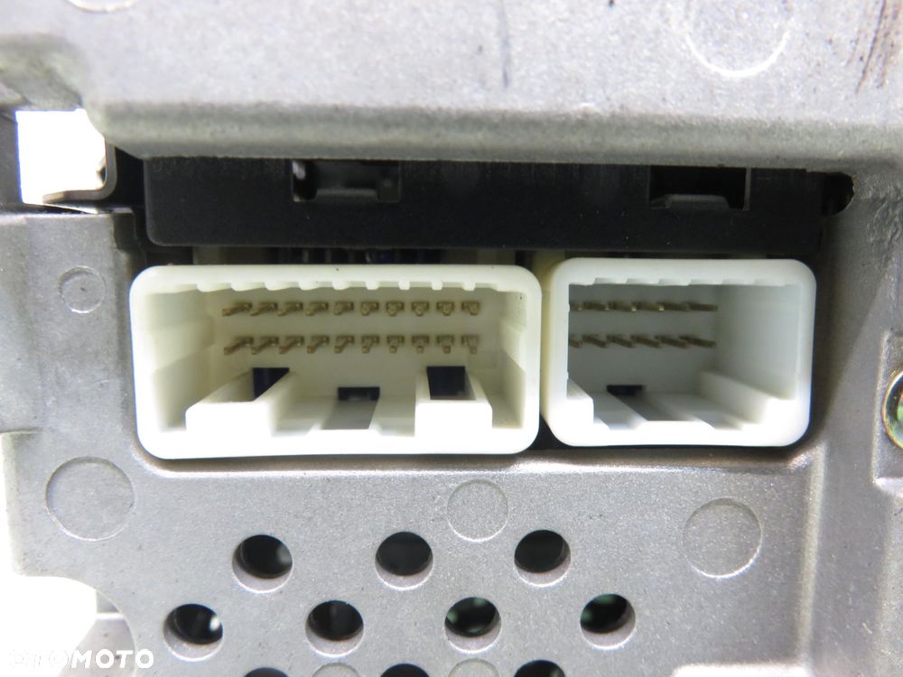RADIO TOYOTA AVENSIS II T25 8612005080 - 5