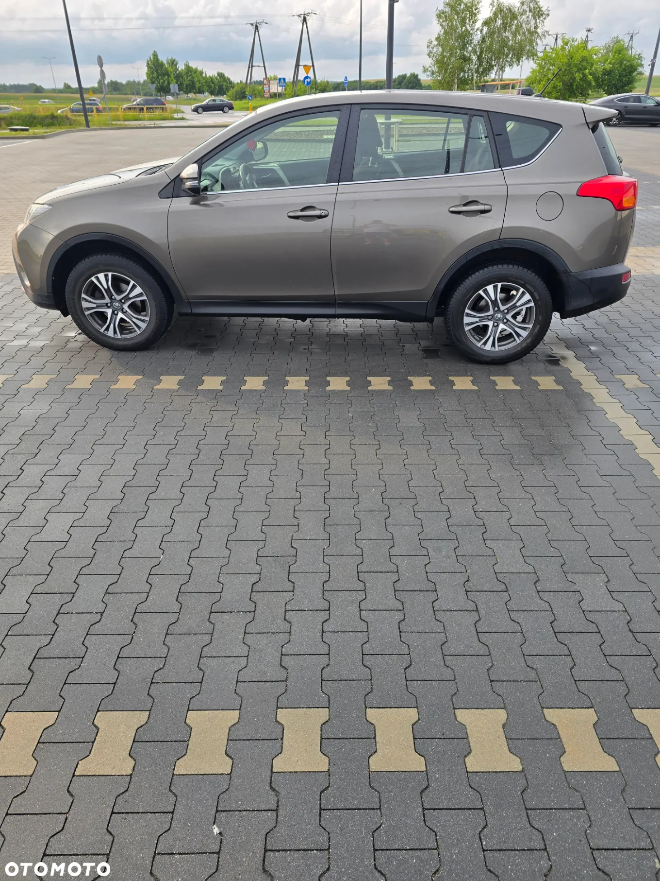 Toyota RAV4 2.0 D-4D Active - 5