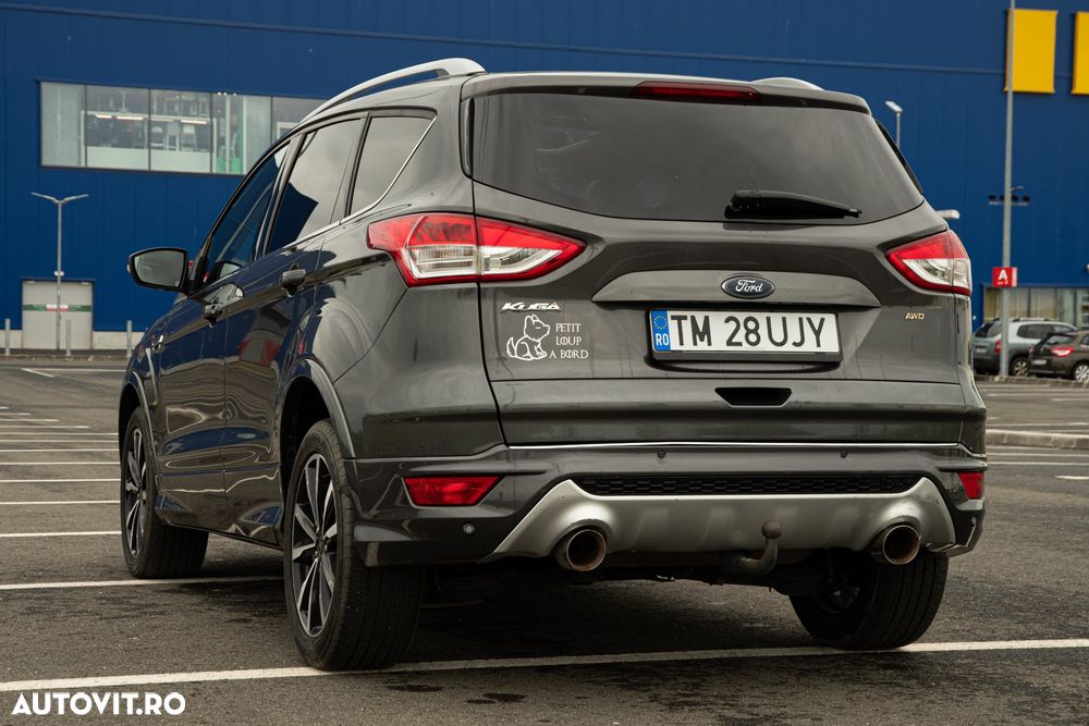 Ford Kuga 2.0 TDCi 4x4 Aut. Titanium - 2
