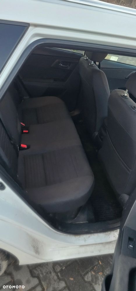 Toyota Auris - 10