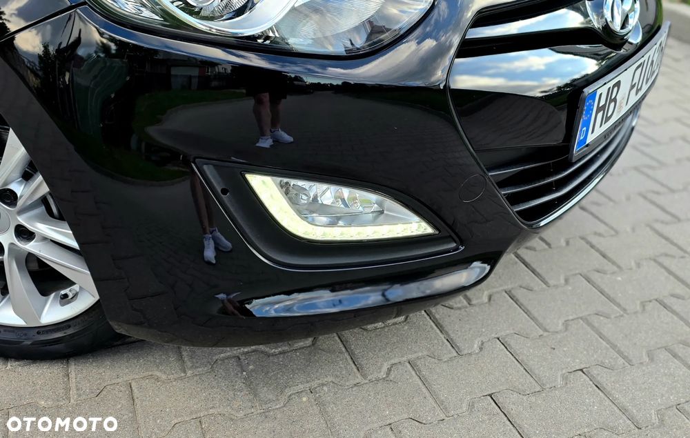 Hyundai i30 i30cw 1.4 Fifa World Cup Edition - 10