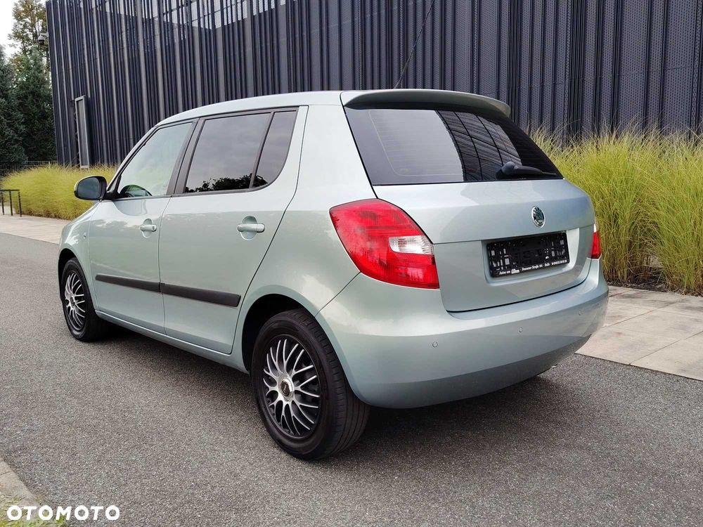 Skoda Fabia - 4