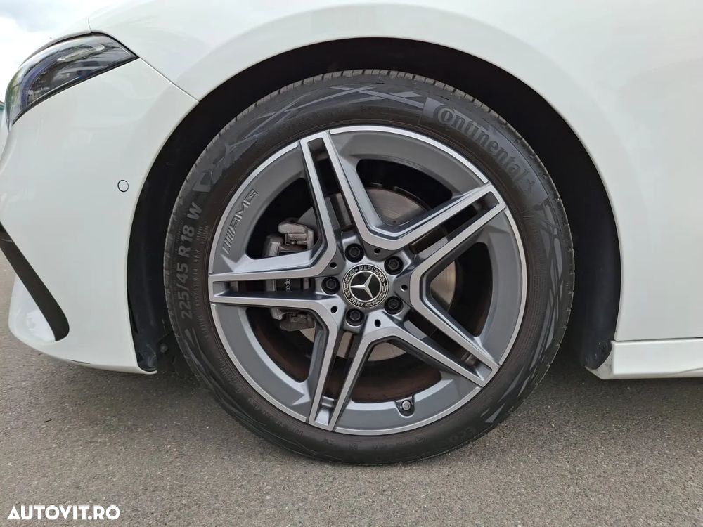 Mercedes-Benz A 180 7G-DCT Lim. AMG Line Advanced Plus - 31