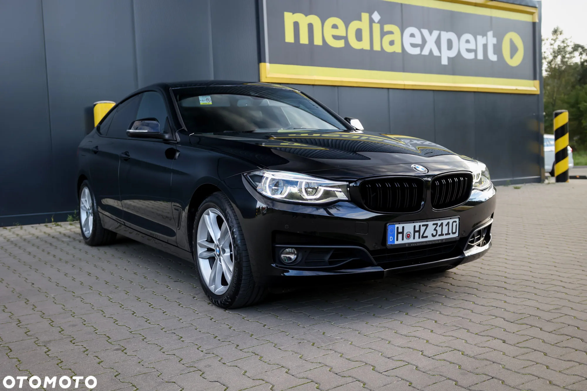 BMW 3GT 330i xDrive GT M Sport - 15