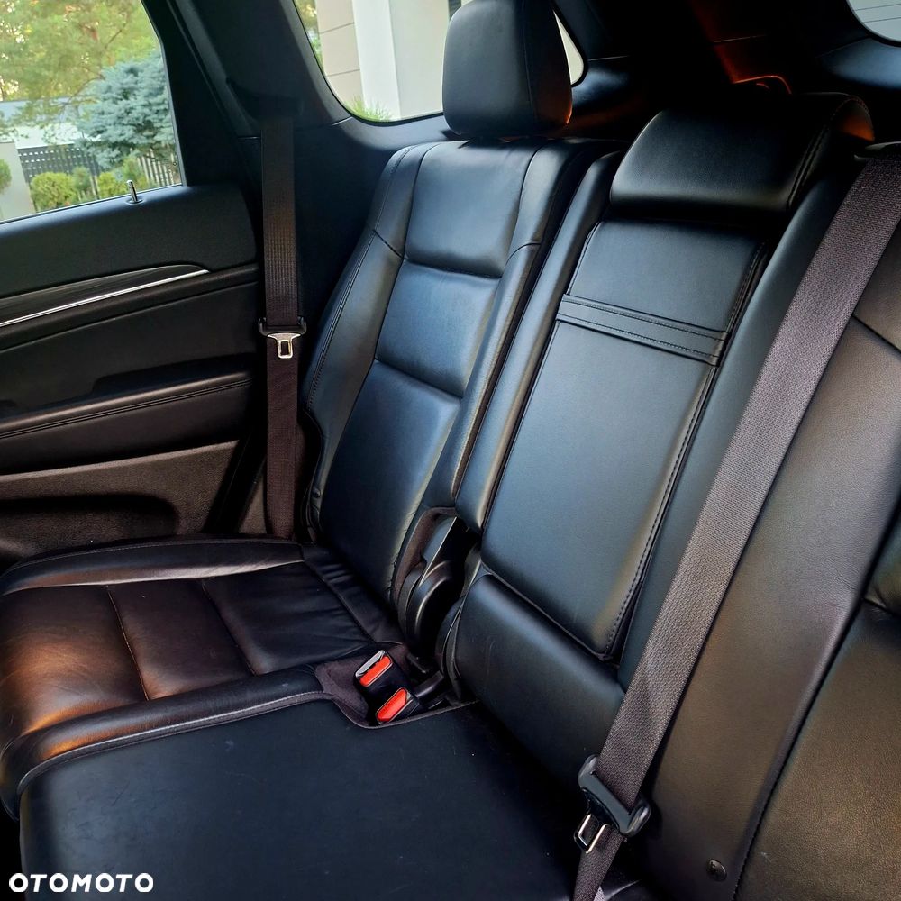 Jeep Grand Cherokee - 12