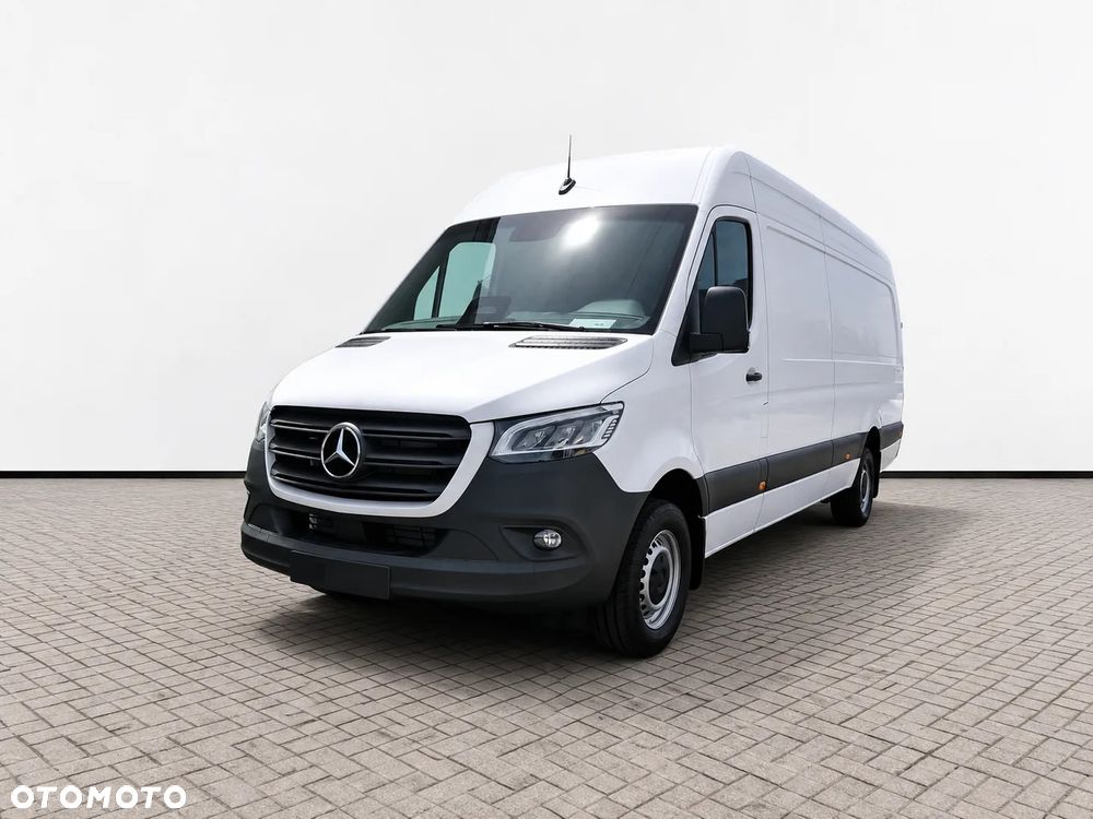 Mercedes-Benz Sprinter - 22