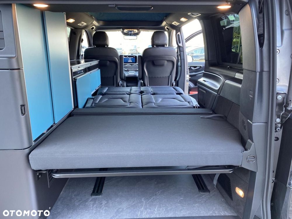 Mercedes-Benz Klasa V - 25