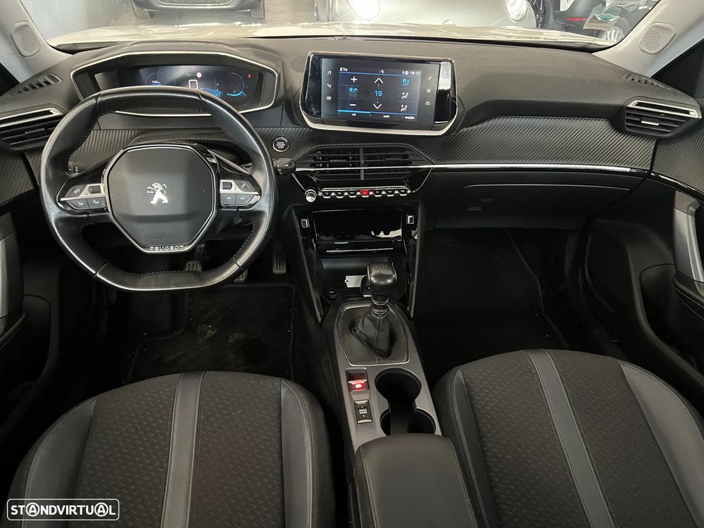 Peugeot 2008 1.2 PureTech Allure - 2