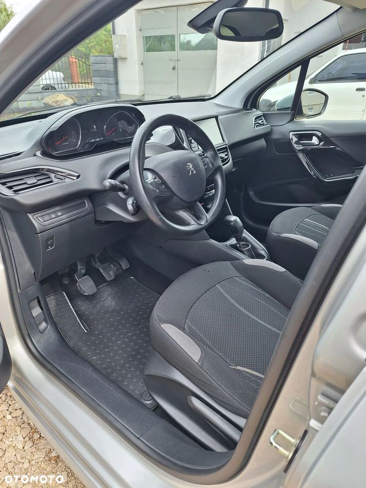 Peugeot 208 1.6 e-HDi Active STT - 10
