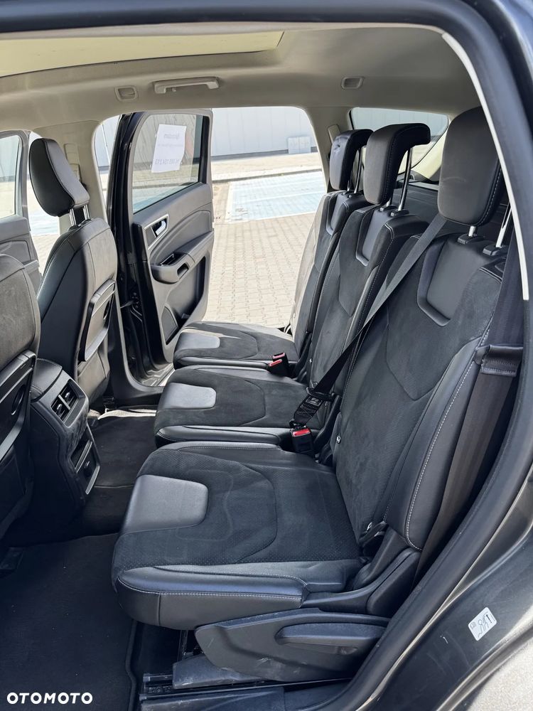 Ford S-Max 2.0 EcoBlue Titanium - 15