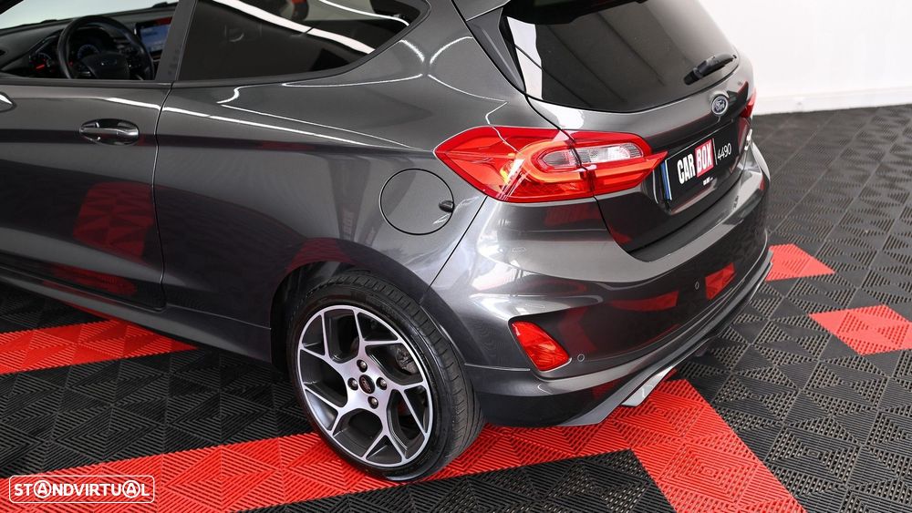 Ford Fiesta 1.5 EcoBoost S&S ST X - 22