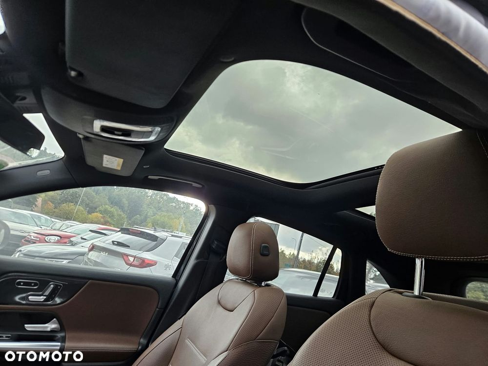 Mercedes-Benz GLA 250 e 8G-DCT AMG Line Advanced Plus - 33