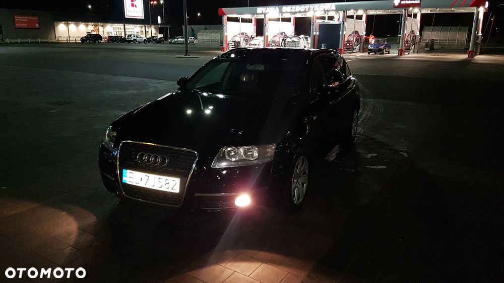 Audi A6 Avant 2.4 - 4