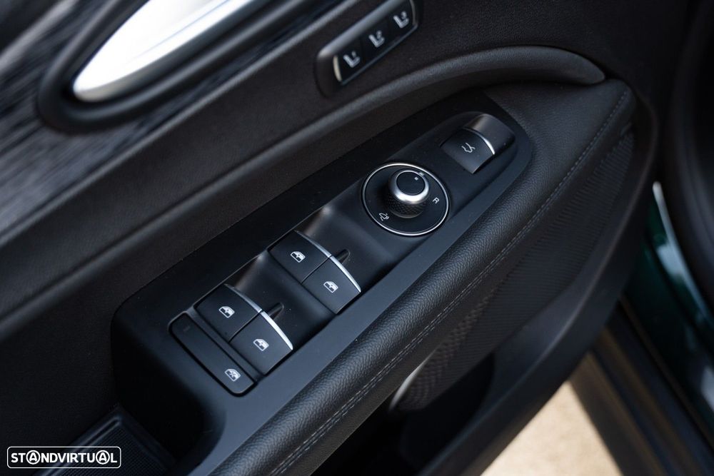 Alfa Romeo Stelvio 2.2 D Super AT8 - 52