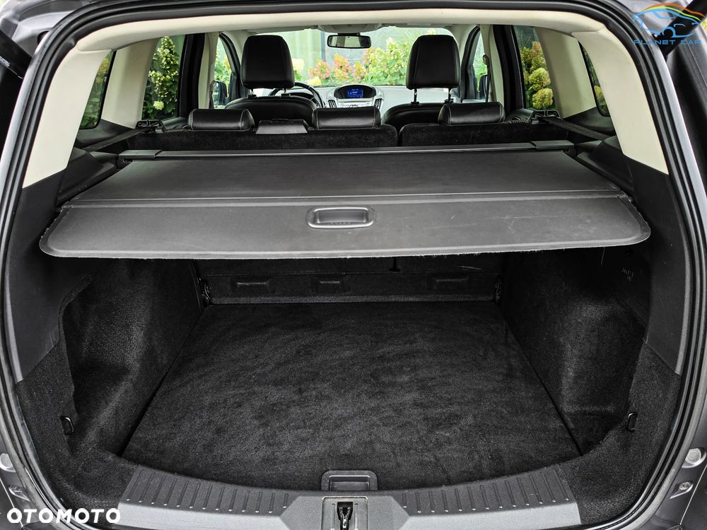 Ford Kuga 2.0 TDCi 2x4 Titanium - 13